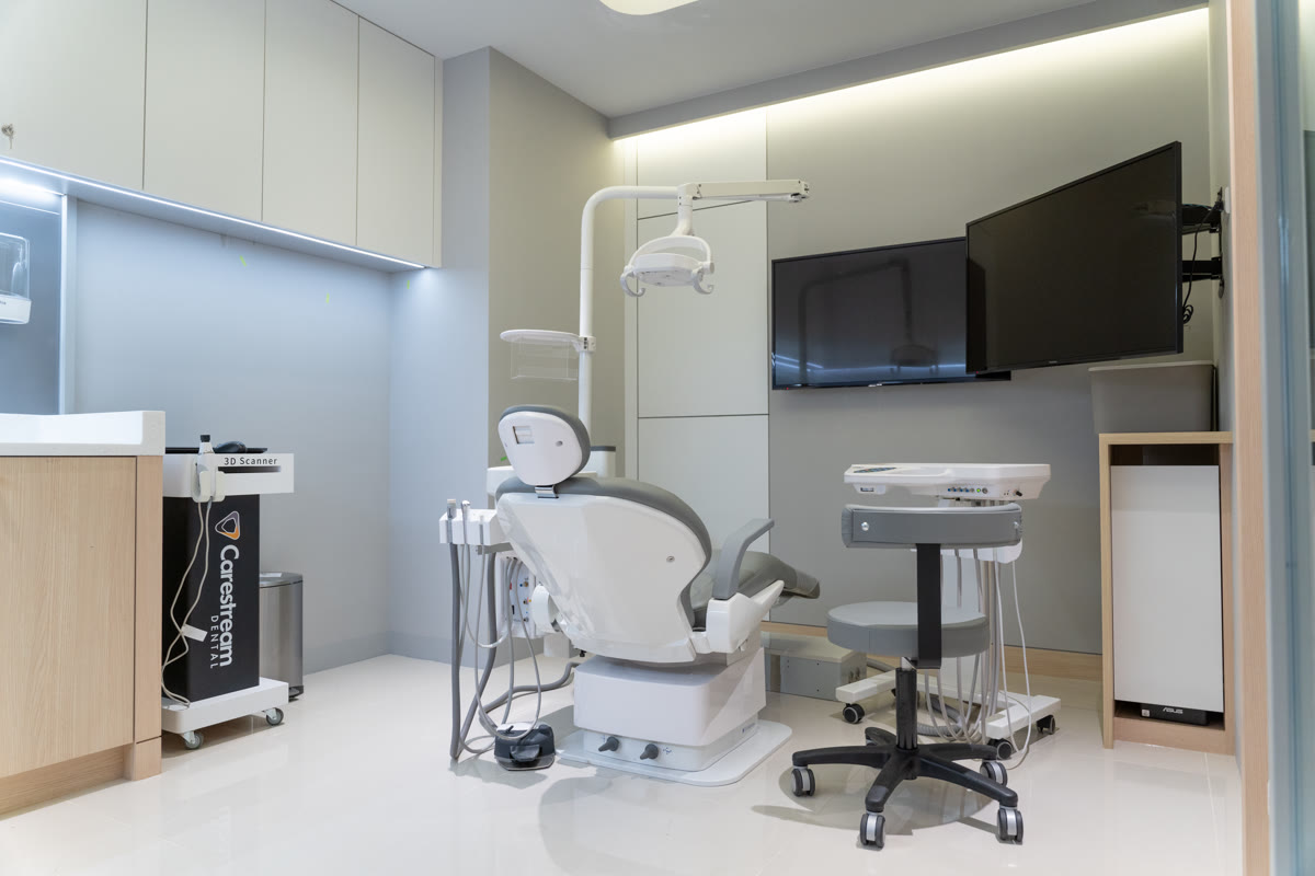 凡凡專業牙醫診所